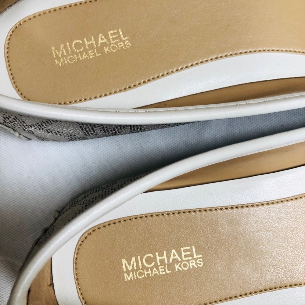 Shoes - Picture 5 of 5